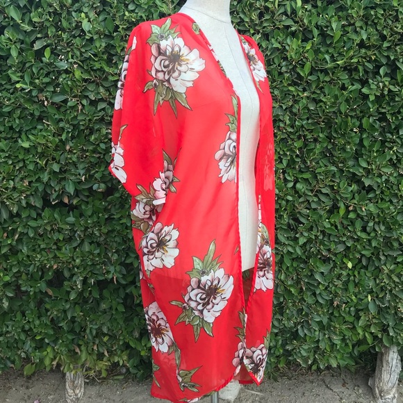 LIVE 4 TRUTH Tomato Red Kimono with Beige and green Floral Print (M) - Picture 2 of 9